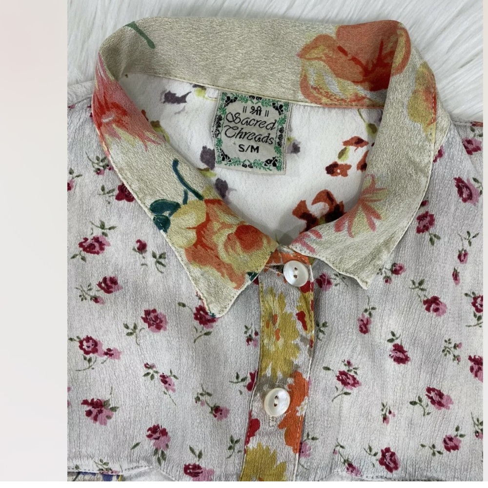 Sacred Threads Patchwork Floral Crop Jacket Shirt - image 4